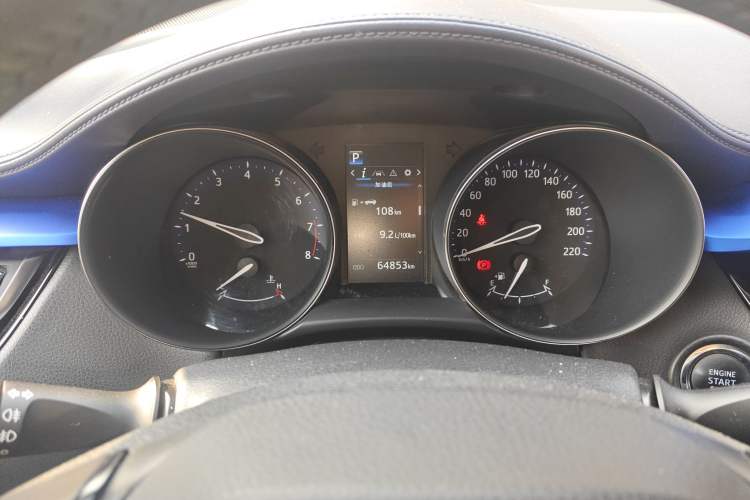 Used Toyota IZOA 2018 2.0L Yichi Version China VI Standard