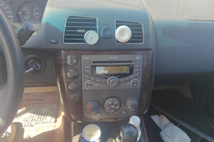 Used Roewe W5 2011 1.8T 2WD Manual Chiyu Edition