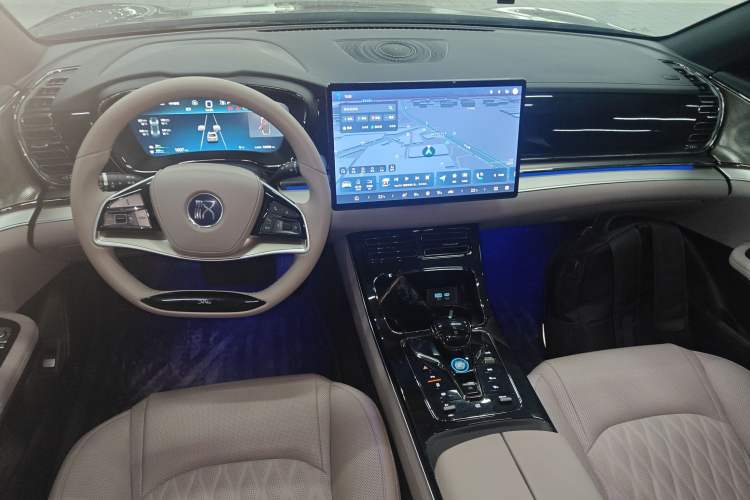 Used BYD Han 2025 DM-i 125KM Elite Model Center Console