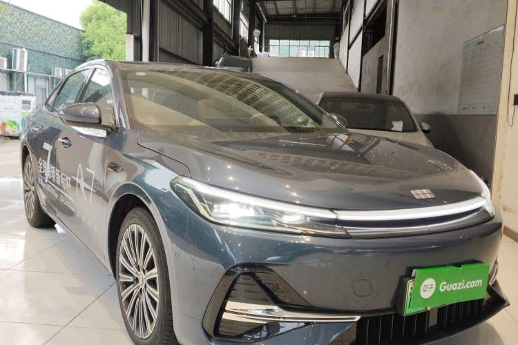 Used Geely Galaxy A7 2025 Model EM-i 150km Exploration+ Edition Exterior 1