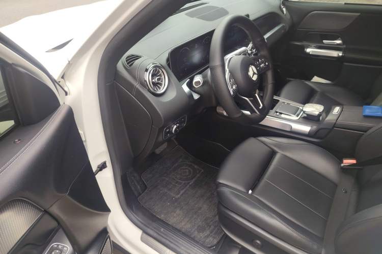 Used Mercedes-Benz GLB 2020 Updated GLB 200 Dynamic Edition
