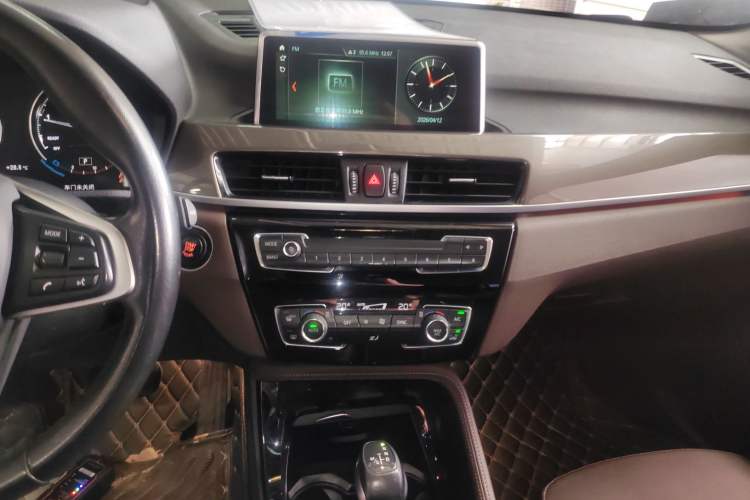 Used BMW X1 2019 xDrive20Li Luxury Model Audio And AC Panel