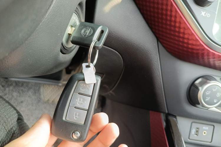 Used Nissan Lannia 2016 1.6L CVT Cool Edition
