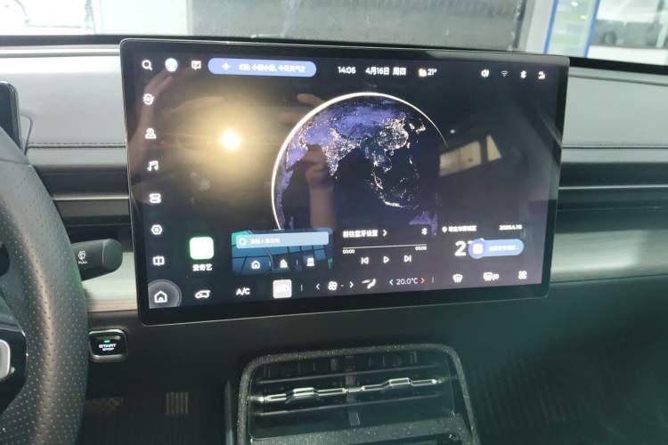 Used Wuling Xingguang 2024 Co-Creation Edition 510 Advanced Model Audio And AC Panel