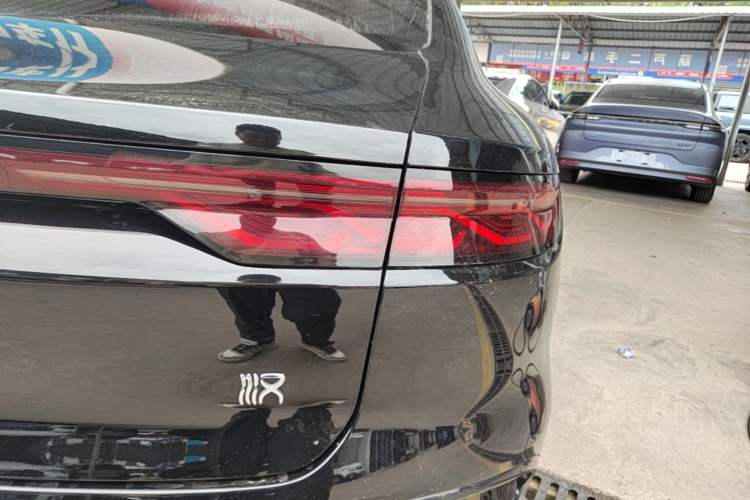 Used BYD Han 2023 DM-i Champion Edition 121KM Prestige Model

