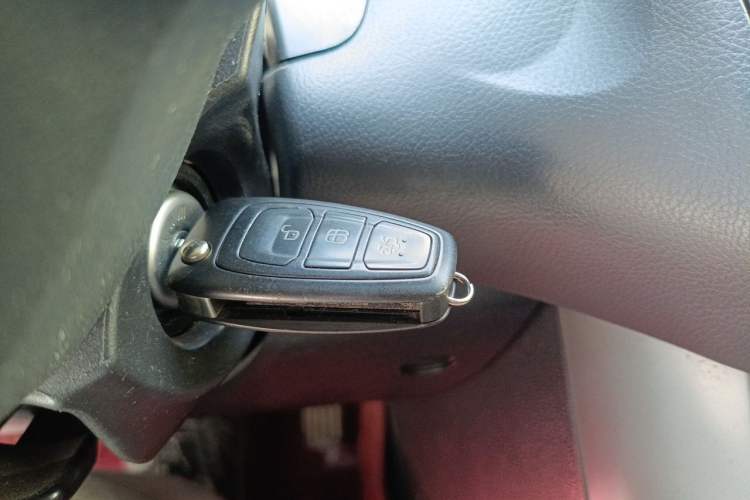 Used Ford Focus 2017 Hatchback 1.6L Automatic Comfort Plus SmartDrive Edition
