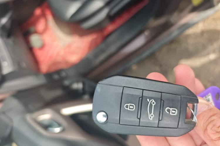 Used Peugeot 2008 2014 1.6L Automatic Fashion Edition