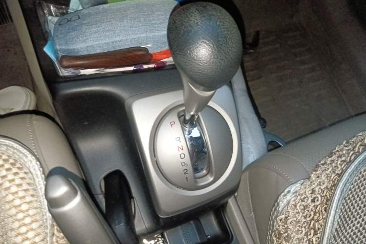 Used Honda Civic 2009 1.8L automatic comfort version Gear Lever