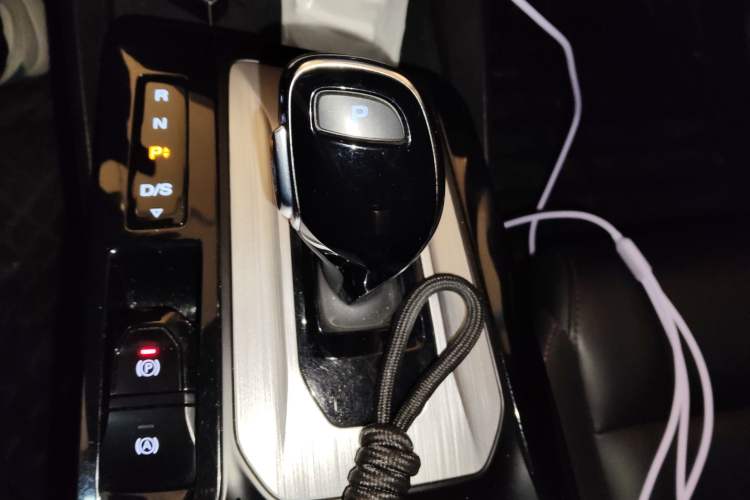 Used MG 5 2021 300TGI DCT Elegant Luxury Edition