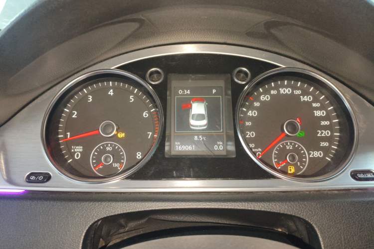 Used Volkswagen FAW-Volkswagen CC 2015 2.0 TSI Luxury Model
