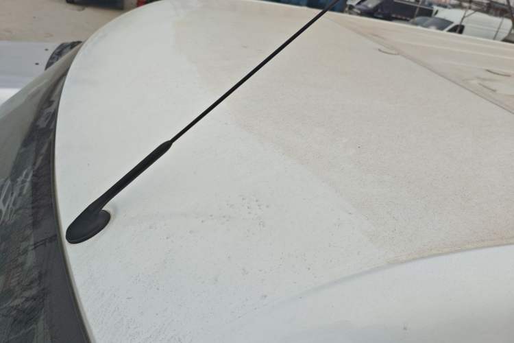 Used JMC Fushun 2023 2.0T Automatic Short-Wheelbase Low-Roof Commercial & Multi-Purpose Passenger Vehicle 6-Seater with Dual-Opening Tailgate