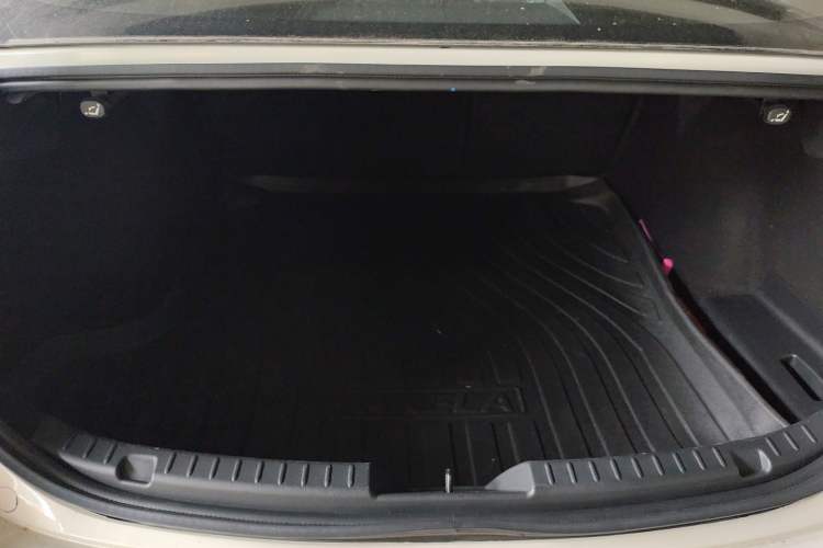 Used Mazda 3 Axela 2021 1.5L Automatic ZhiMei Edition
