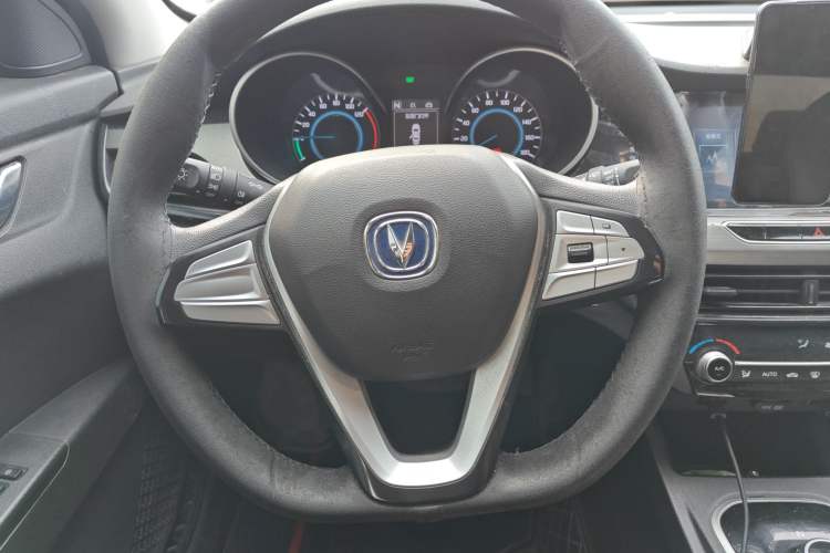 Used Changan Eado New Energy 2022 EV460 Smart Ride-Hailing Edition – Lithium Iron Phosphate