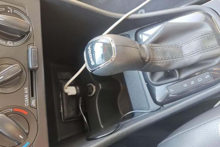 Used Skoda Rapid Spaceback 2016 Revised 1.6L Automatic Chuanxing Version