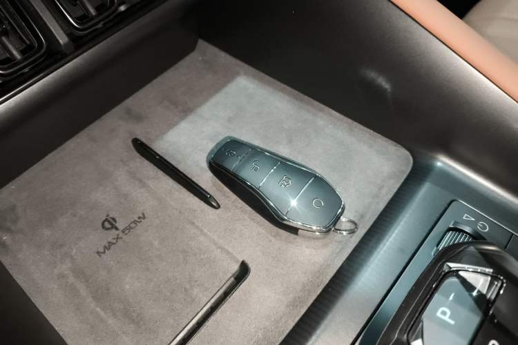 Used BYD Song L EV 2025 550 km Excellence Version