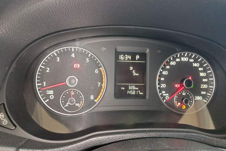 Used Volkswagen Passat 2014 1.8TSI DSG Prestige Navigation Edition Instrument Cluster