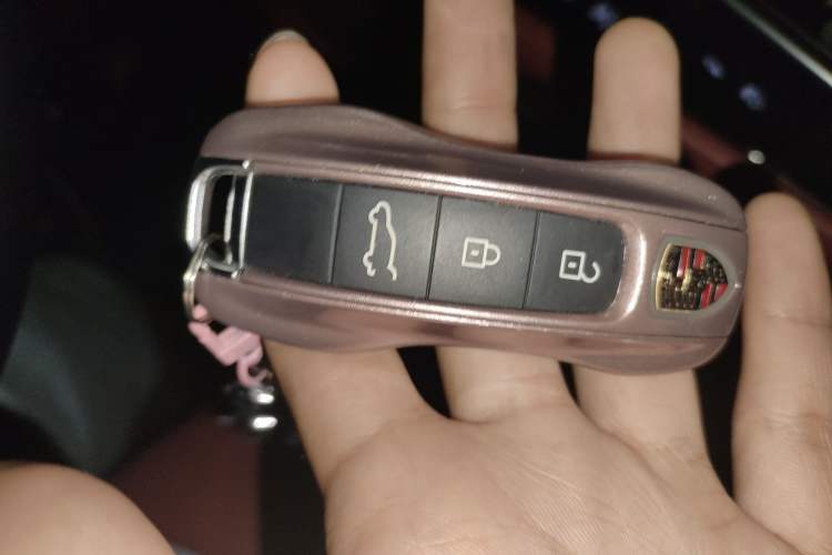 Used Porsche Cayenne E-Hybrid 2020 Cayenne E-Hybrid 2.0T Vehicle Key