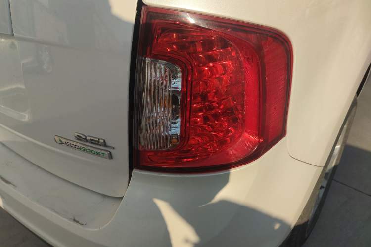 Used Ford Edge 2012 2.0T Elite Edition
