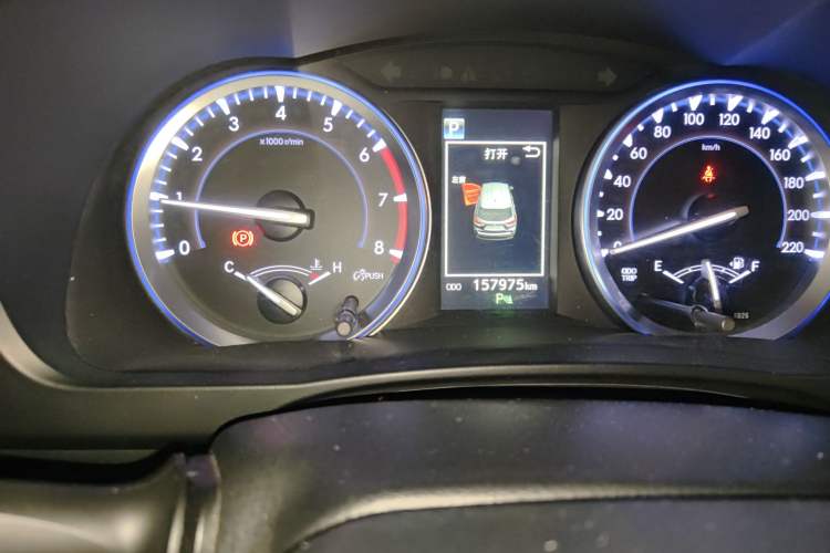 Used Toyota Highlander 2018 2.0T Four-Wheel Drive Luxury Version 7 Seats China VI Standard
