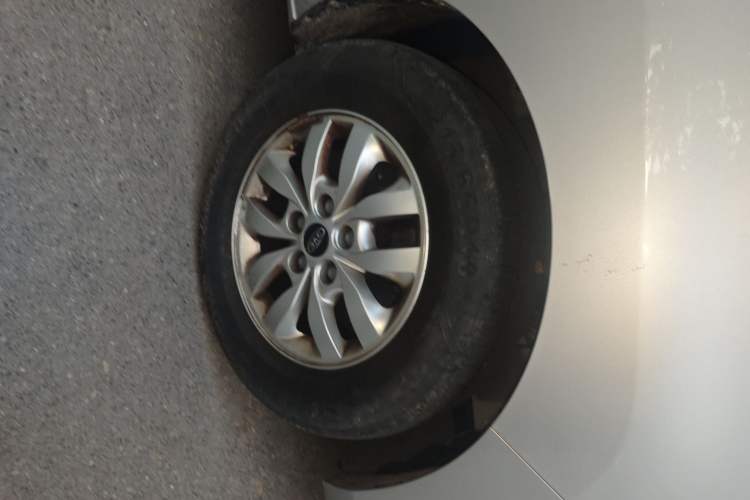 Used JAC Refine M4 2021 2.0L Manual Commercial Edition