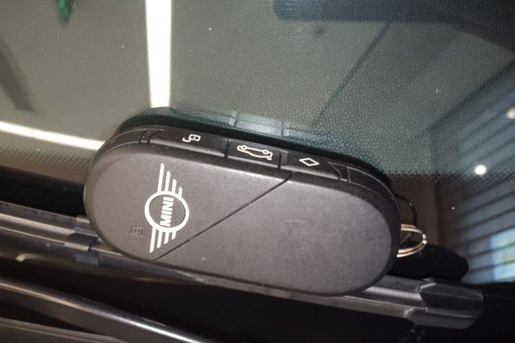 Used MINI Electric COOPER 2024 456km COOPER E Classic Edition Interior 1