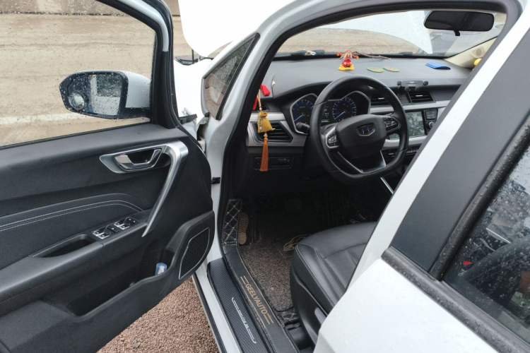 Used Geely Auto Vision X3 2019 Upgraded Model 1.5L CVT Prestige Version
