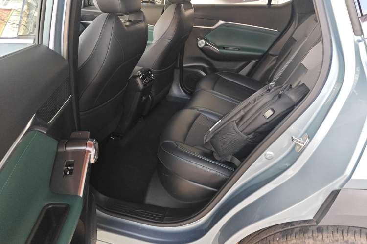 Used GAC Trumpchi EMKOO 2022 2.0 ATK TwinStar Pro Edition Left Rear Seat