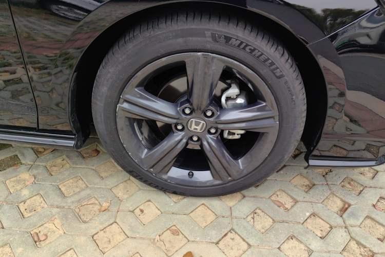 Used Honda Inspire 2023 260TURBO Deluxe Edition Right Front Wheel Hub