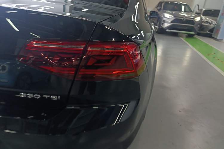 Used Volkswagen Magotan 2020 330TSI DSG Luxury Edition