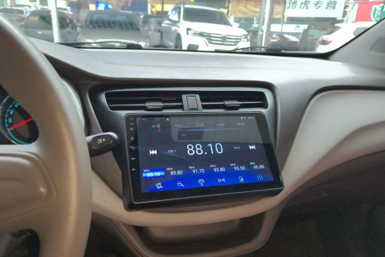 Used Chevrolet Lova RV 2016 1.5L Automatic Comfort Edition