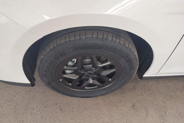 Used BYD Seal 05 DM-i 2026 DM-i 128KM Luxury Edition Left Front Wheel Hub