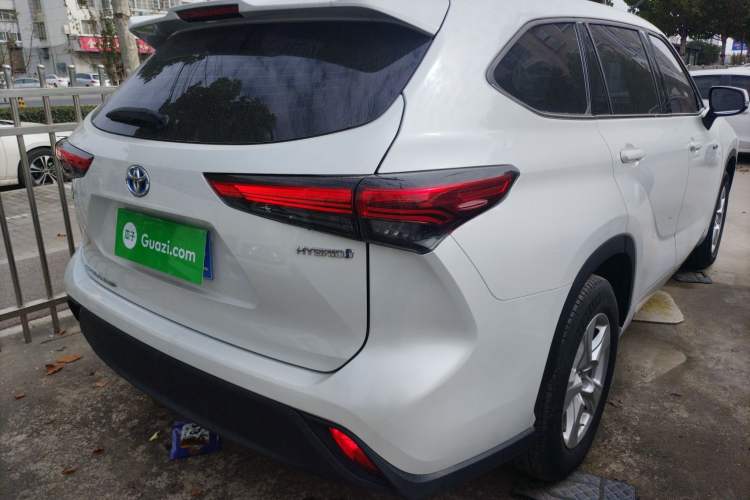 Used Toyota Highlander 2023 2.5L Smart Electric Hybrid Dual-Engine Two-Wheel Drive Elite Version 5 Seats
