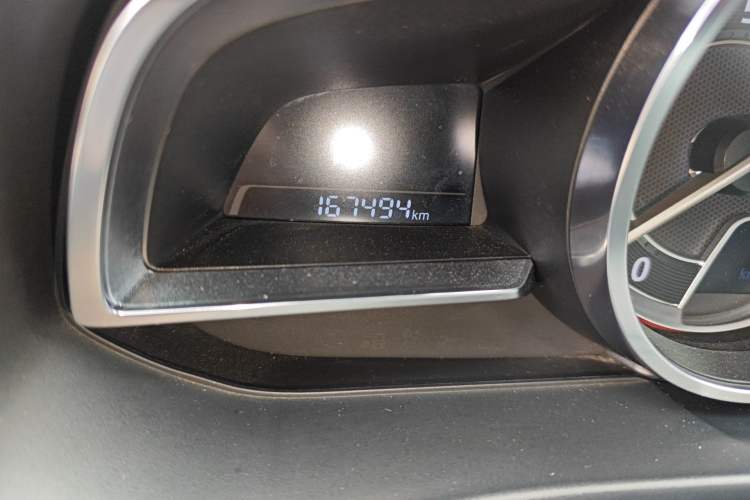 Used Mazda 3 Axela 2014 Hatchback 2.0L Automatic Flagship Model Odometer Close Up