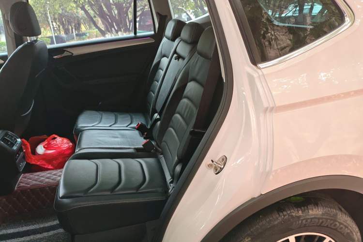 Used Volkswagen Tiguan L 2018 330TSI Automatic Two-Wheel Drive Luxury Edition