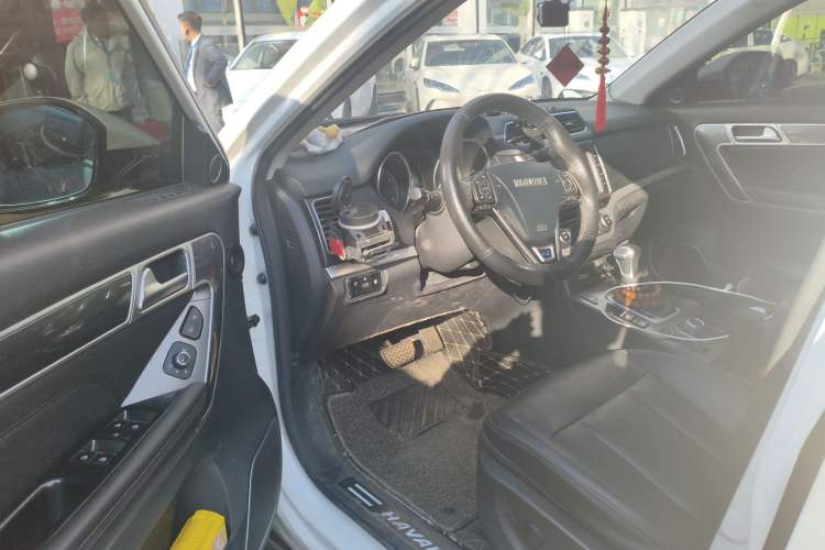Used Haval H6 Coupe 2018 Blue Label 1.5T Automatic Two-Wheel Drive Ultra-Luxury Model Driver Seat