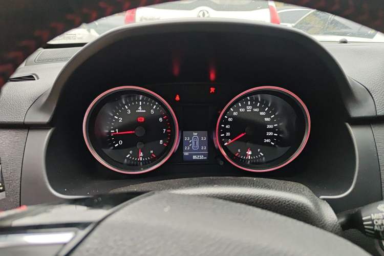 Used Haval H6 2015 Sport Edition 1.5T Manual Two-Wheel Drive Elite Model

