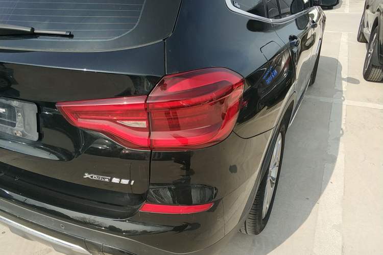 Used BMW X3 2021 xDrive25i Luxury Package Right Rear Taillight