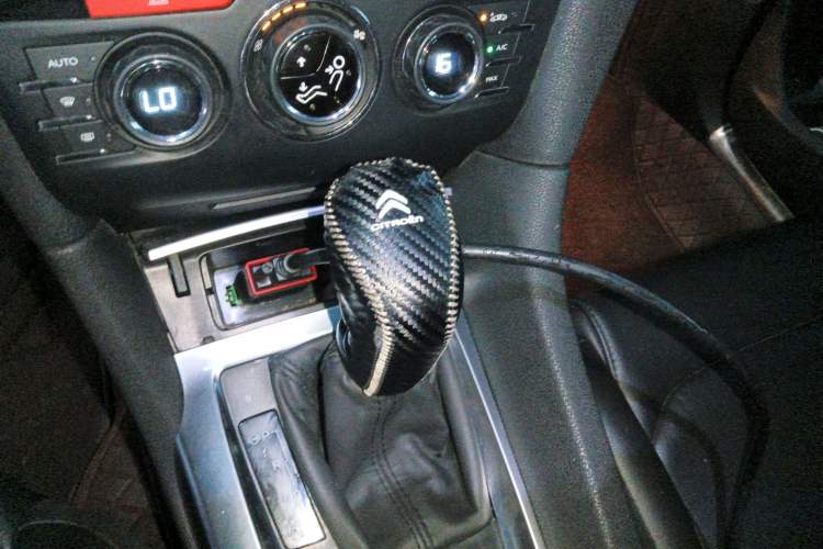 Used DS 6 2014 1.6T Luxury Edition THP160