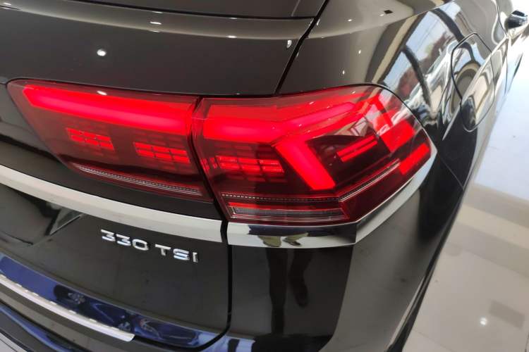 Used Volkswagen Teramont X 2020 Facelifted 330TSI Two-Wheel-Drive Luxury Edition
