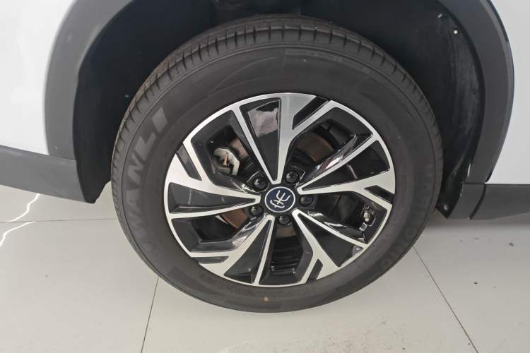 Used BYD Song Pro New Energy 2025 Second-Generation Intelligent Driving Version DM-i 115KM Superior Trim Right Rear Wheel Hub