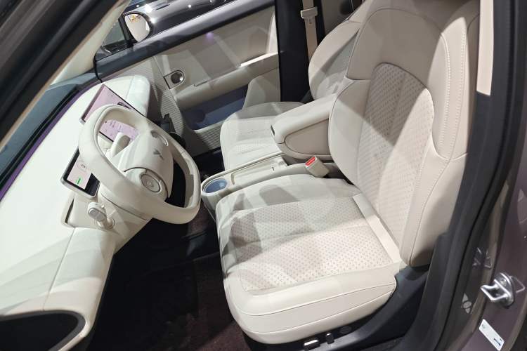 Used firefly firefly 2025 Illuminated Edition