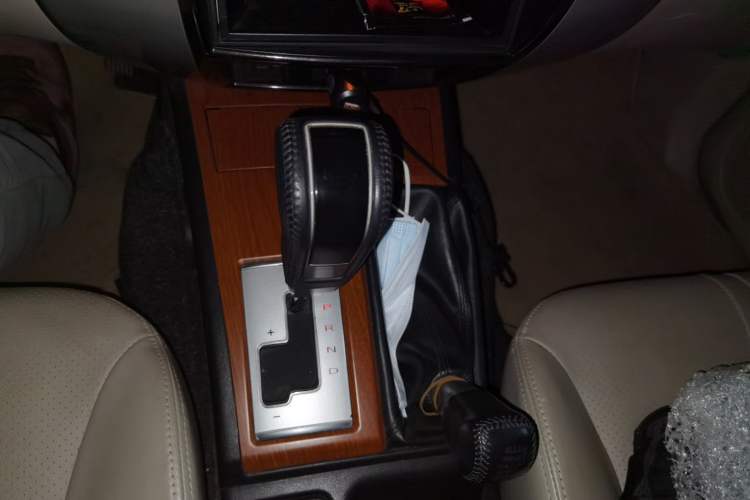 Used Mitsubishi Pajero Sport 2011 3.0L Luxury Navigation Edition