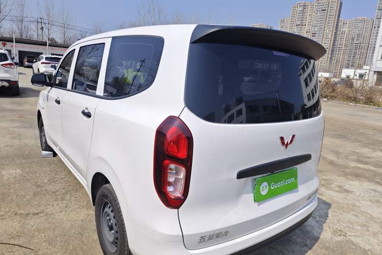 Used Wuling Hongguang New Energy 2024 All-Electric Model 300KM Standard Version

