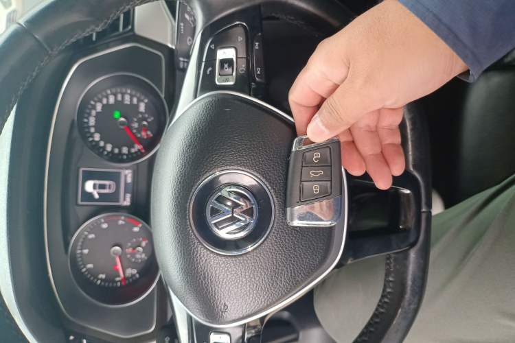 Used Volkswagen Magotan 2018 330TSI DSG Advanced Model
