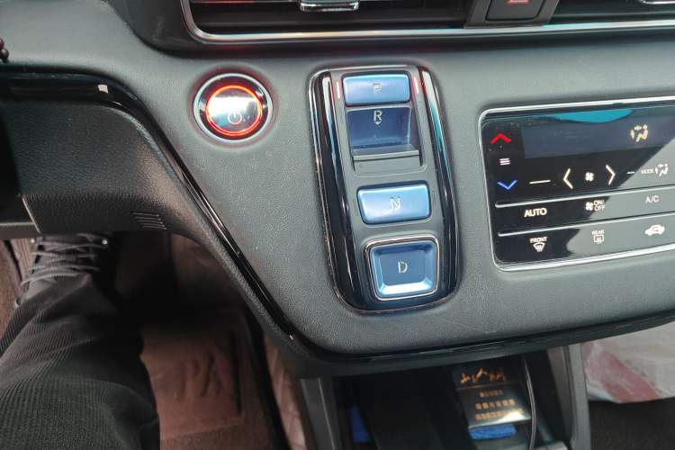 Used Honda Elysion 2022 2.0L eHEV Luxury Edition
