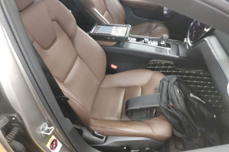 Used Volvo S60 2022 B4 Zhiyi Luxury Edition