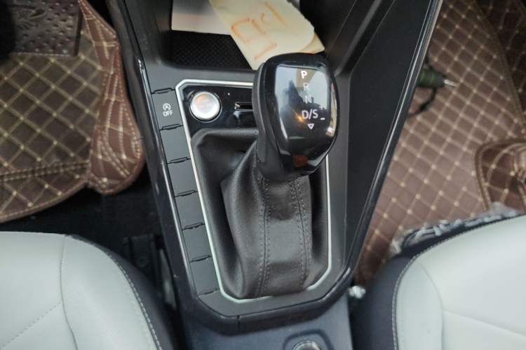 Used Volkswagen Lavida 2023 New Sharp 1.5L Automatic New Wish Edition