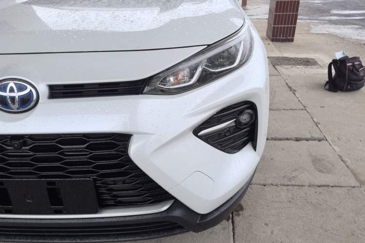 Used Toyota Wildlander 2023 Dual-Motor 2.5L E-CVT Two-Wheel Drive Luxury PLUS Edition Left Front Headlight