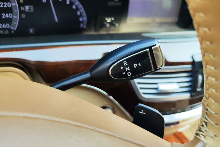 Used Mercedes-Benz S-Class 2012 S 350 L Grand Edition Gear Lever