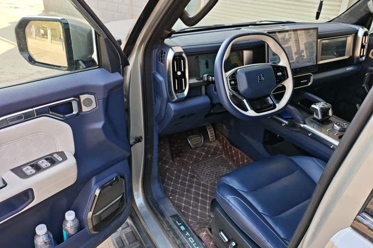 Used JETOUR Shanhai Traveler C-DM 2024 C-DM 208KM Mountain & Wilderness Edition Driver Seat